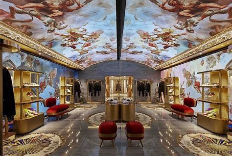 dolce gabbana restaurant milano|dolce e gabbana mostra milano.